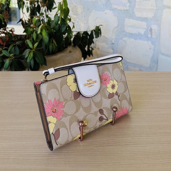 Coach Darcie Carryall In Signature & Phone Wallet Canvas Floral Cluster LT Khaki - Picture 10 of 14